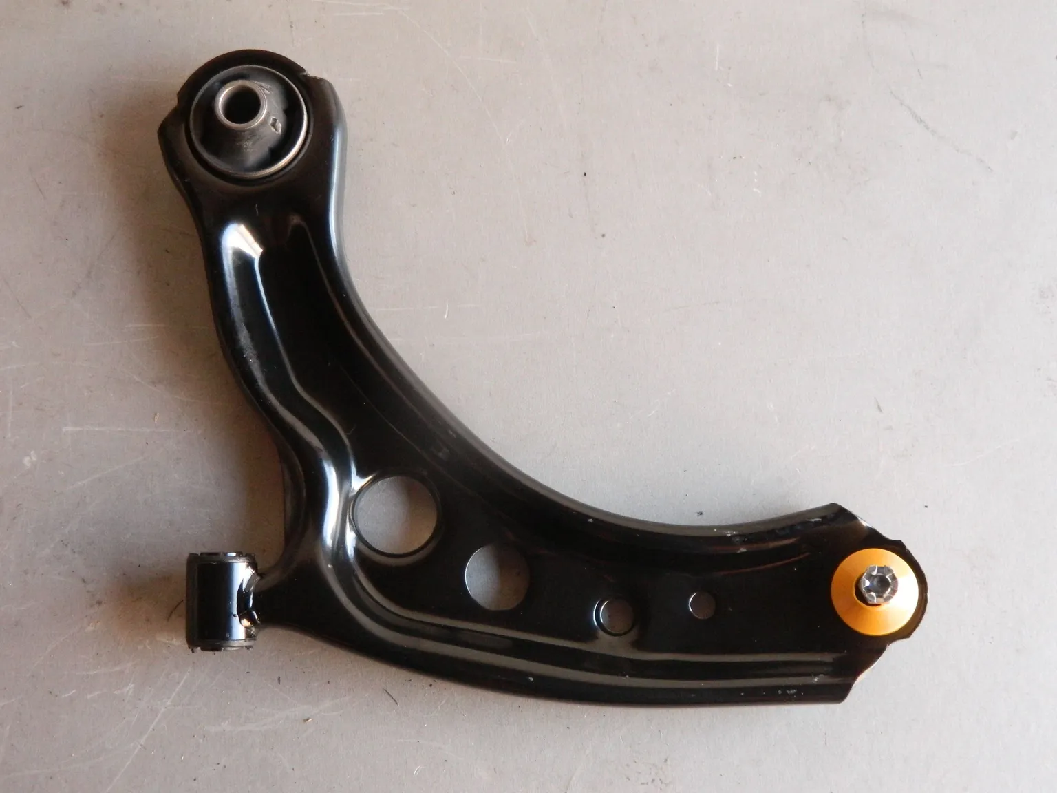 Рычаг GENERAL PARTS 4806909210 TOYOTA YARIS NCP15# / NSP152 13- L