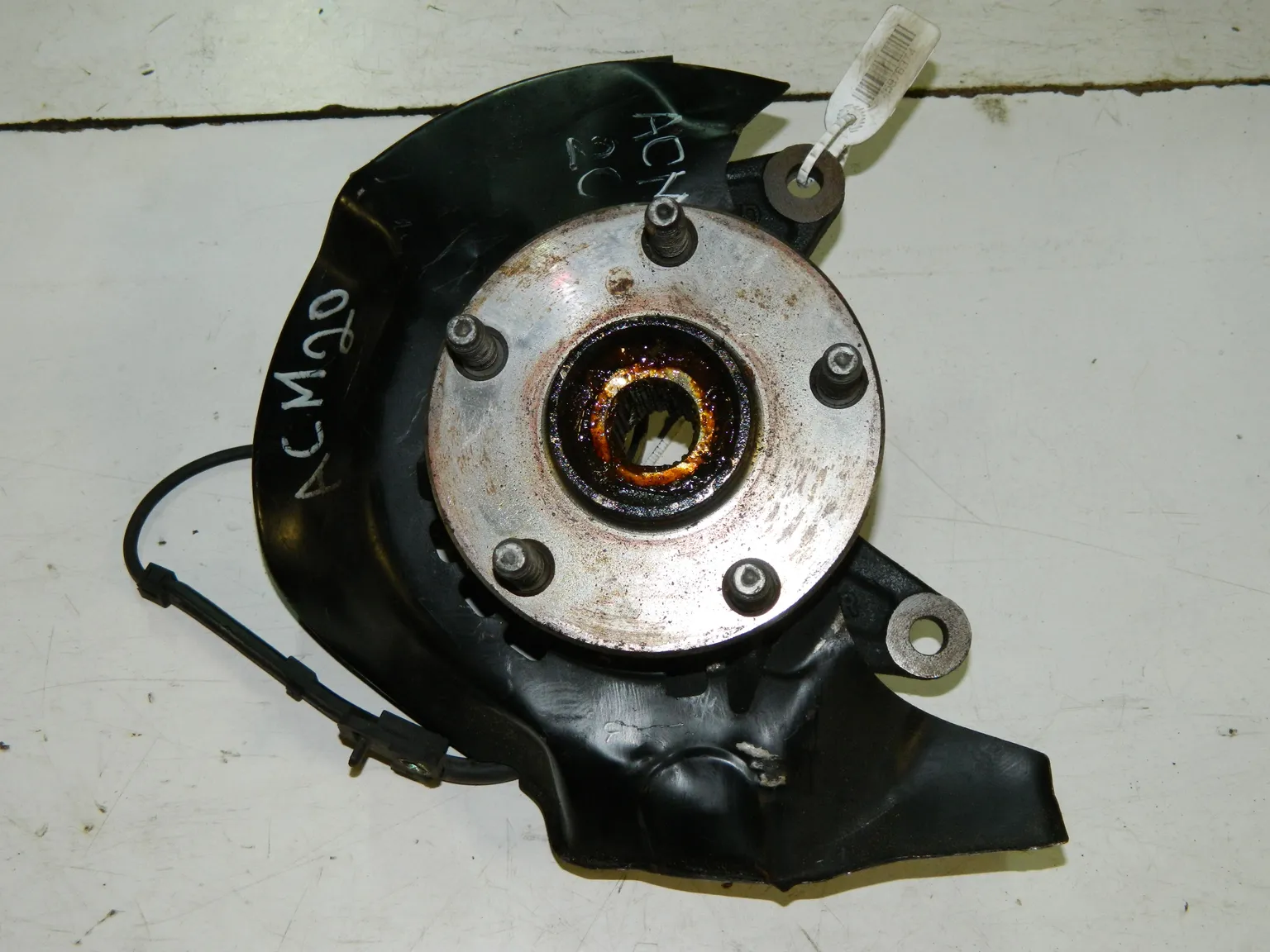 Ступица TOYOTA AVENSIS VERSO ACM20 Перед Прав (Контрактный) 45976374