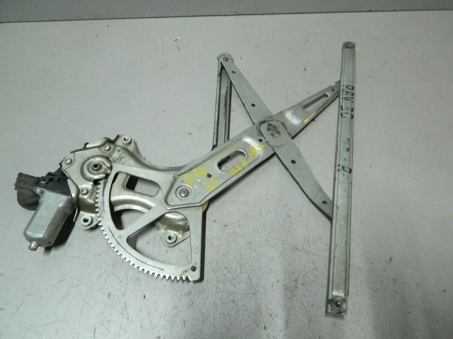 Стеклоподъемник TOYOTA RAV4 ACA30 Перед Прав (Контрактный) 79591741