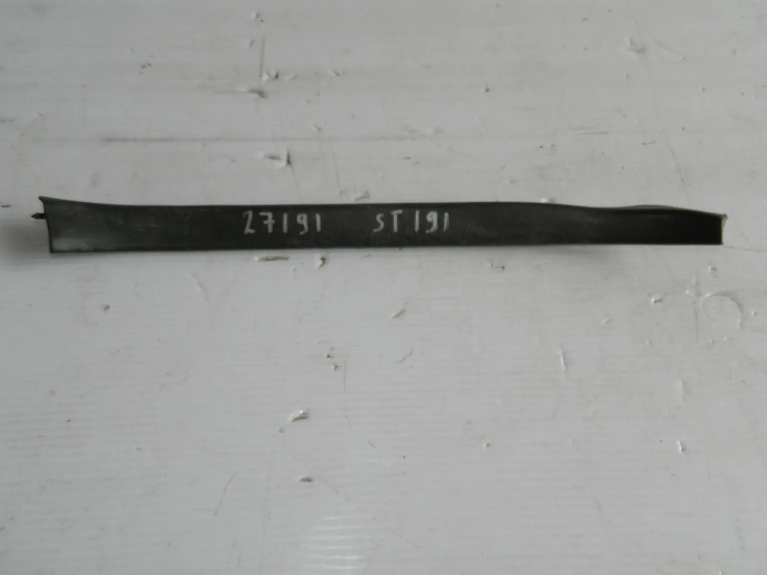 Накладка на порог TOYOTA CORONA ST191 Перед Лев (Б/У) 6791820130