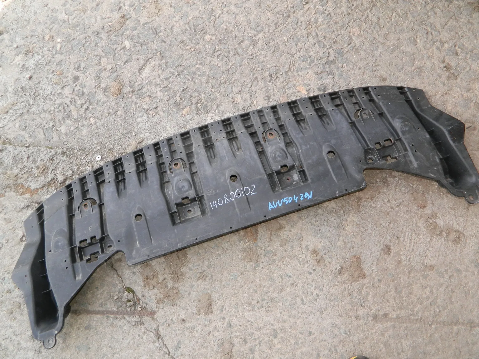 Защита бампера TOYOTA CAMRY AVV50 (Контрактный) 140800102