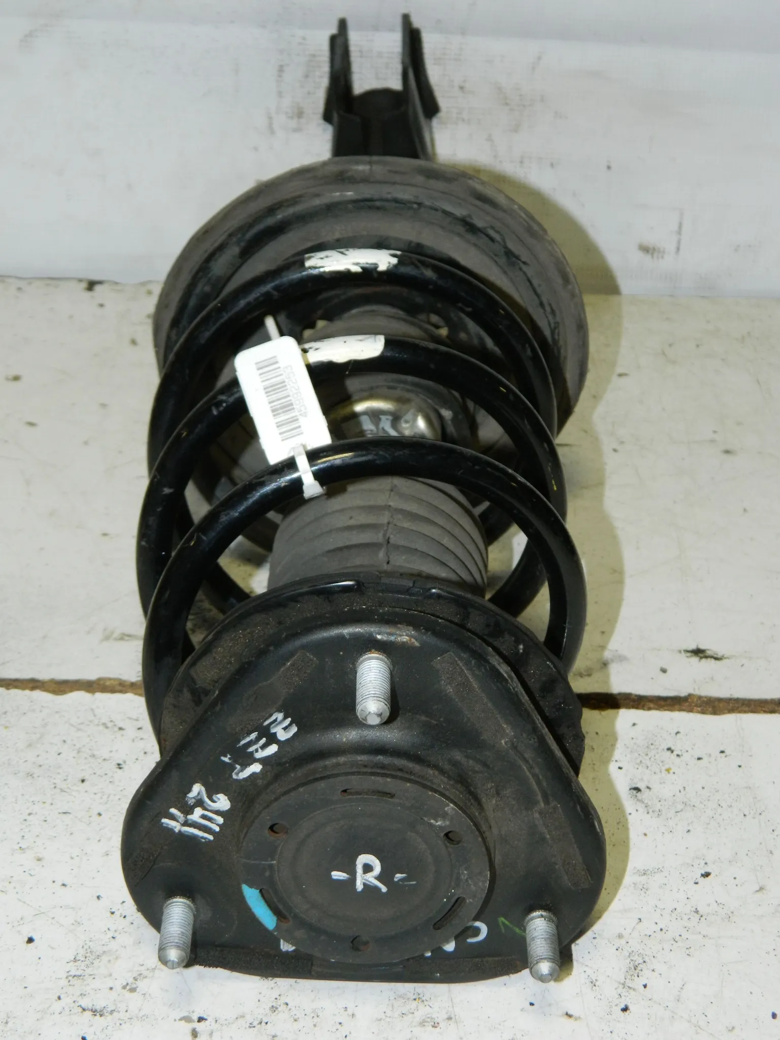 Стойка подвески TOYOTA CALDINA ZZT241 Перед Прав (Контрактный) 45992253