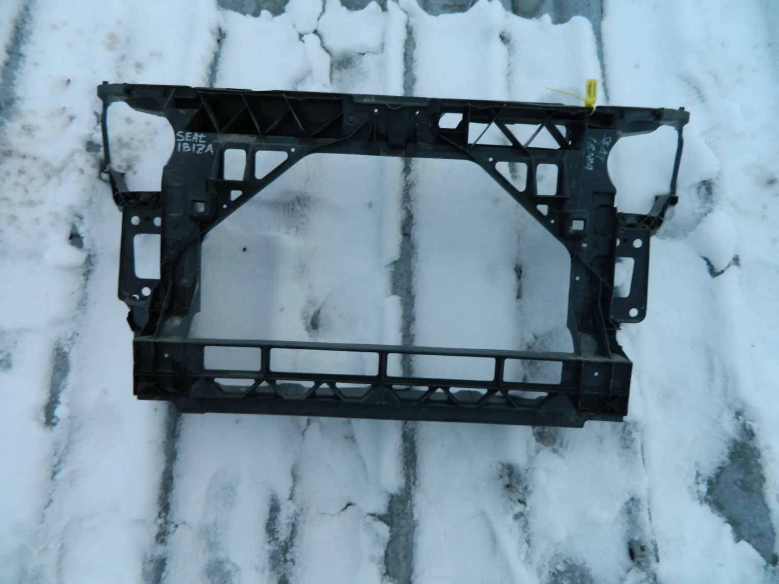 Рамка радиатора SEAT IBIZA (Б/У) 79773458