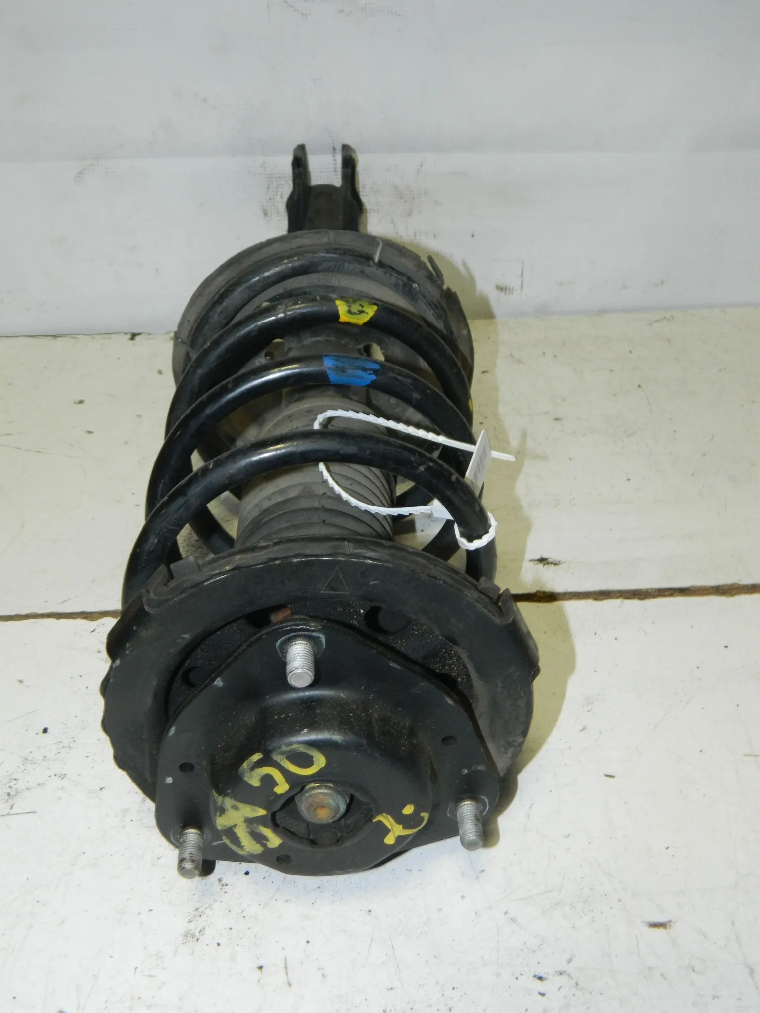 Стойка подвески TOYOTA VISTA SV50 Перед Лев (Контрактный) 45992986