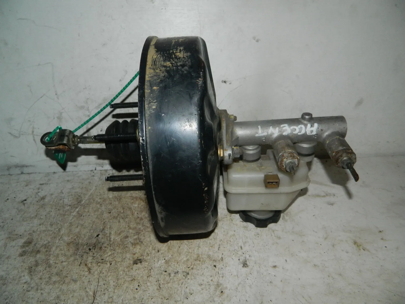 Вакуумный усилитель HYUNDAI ACCENT (Контрактный) 81531050