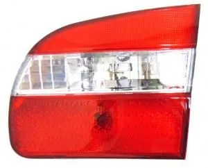 Фонарь SAT ST2121305R TOYOTA COROLLA E110 1998-2000 RH