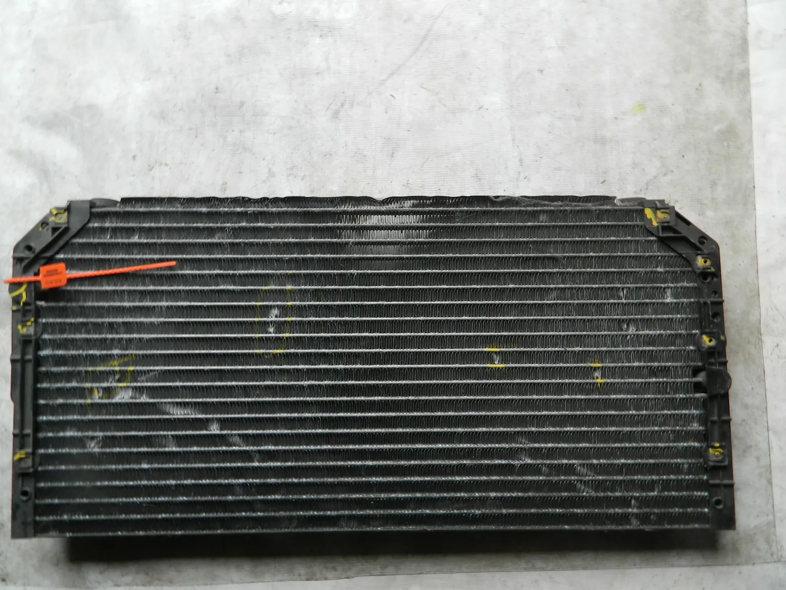 Радиатор кондиционера TOYOTA COROLLA AE110 (Контрактный) 72367654