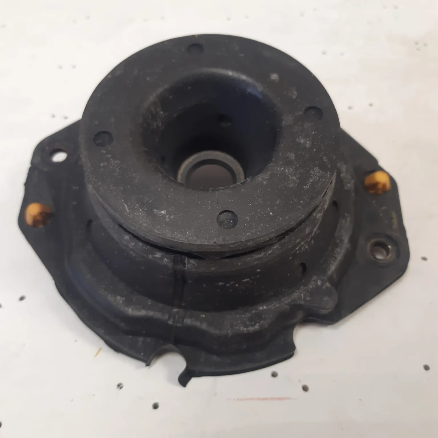 Опора амортизатора RENAULT 8200201714 RENAULT Megane