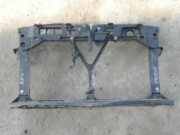 Рамка радиатора MAZDA AXELA BLEFW (Контрактный)