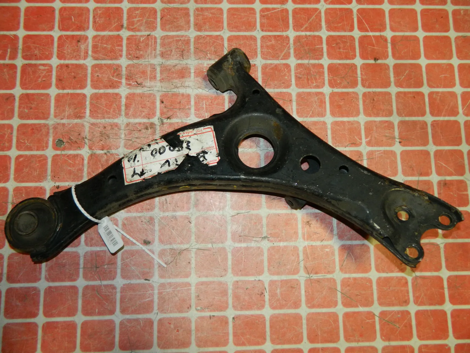 Рычаг подвески TOYOTA CARINA ED ST200 Перед Лев (Контрактный) 45992670