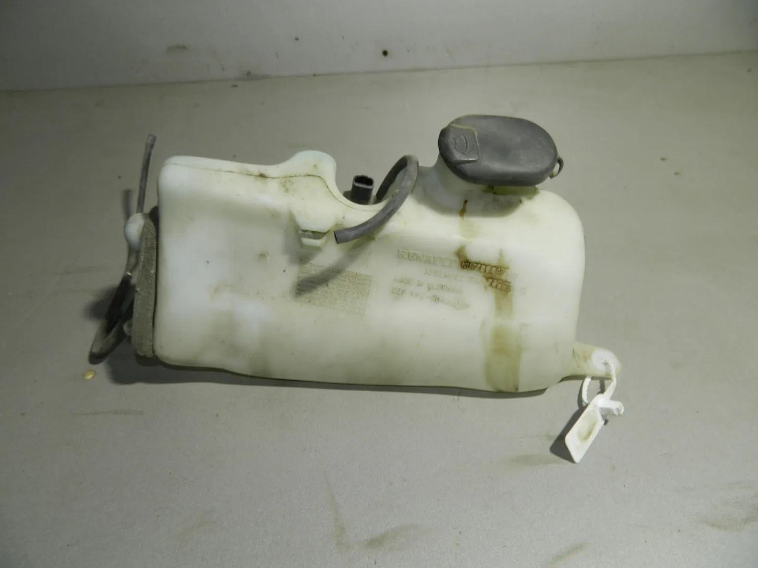 Бачок омывателя Renault Clio II (Б/У)