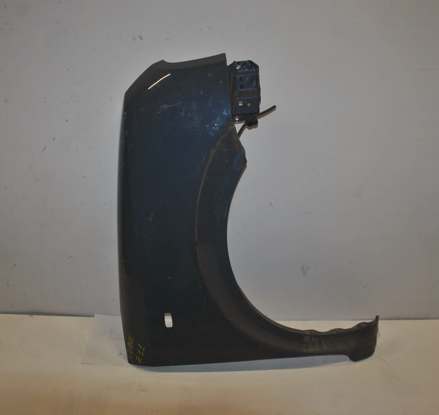 Крыло NISSAN CUBE Z11 Перед Прав (Контрактный) 46098674