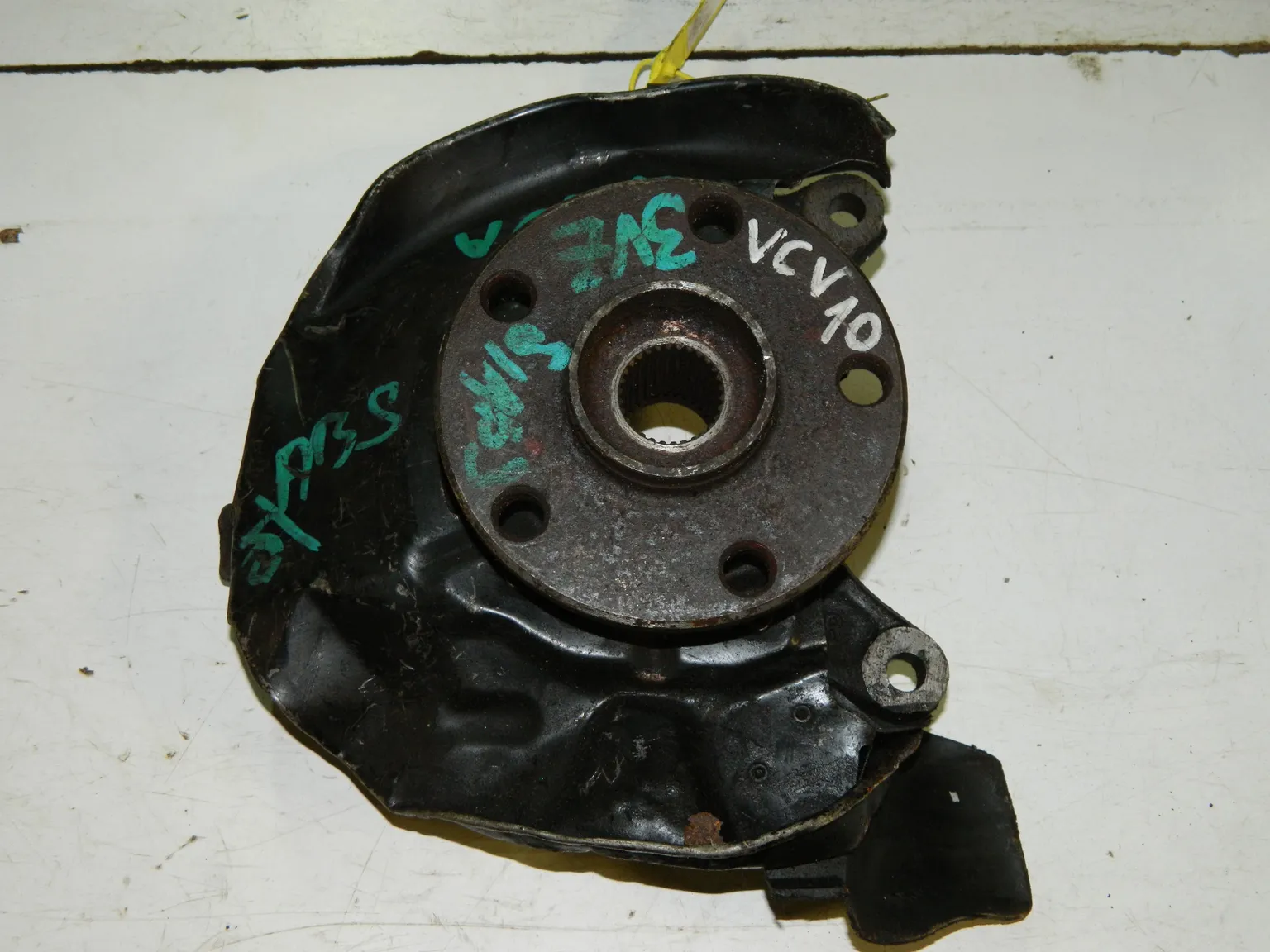 Ступица TOYOTA WINDOM VCV10 Перед Прав (Контрактный) 40951037