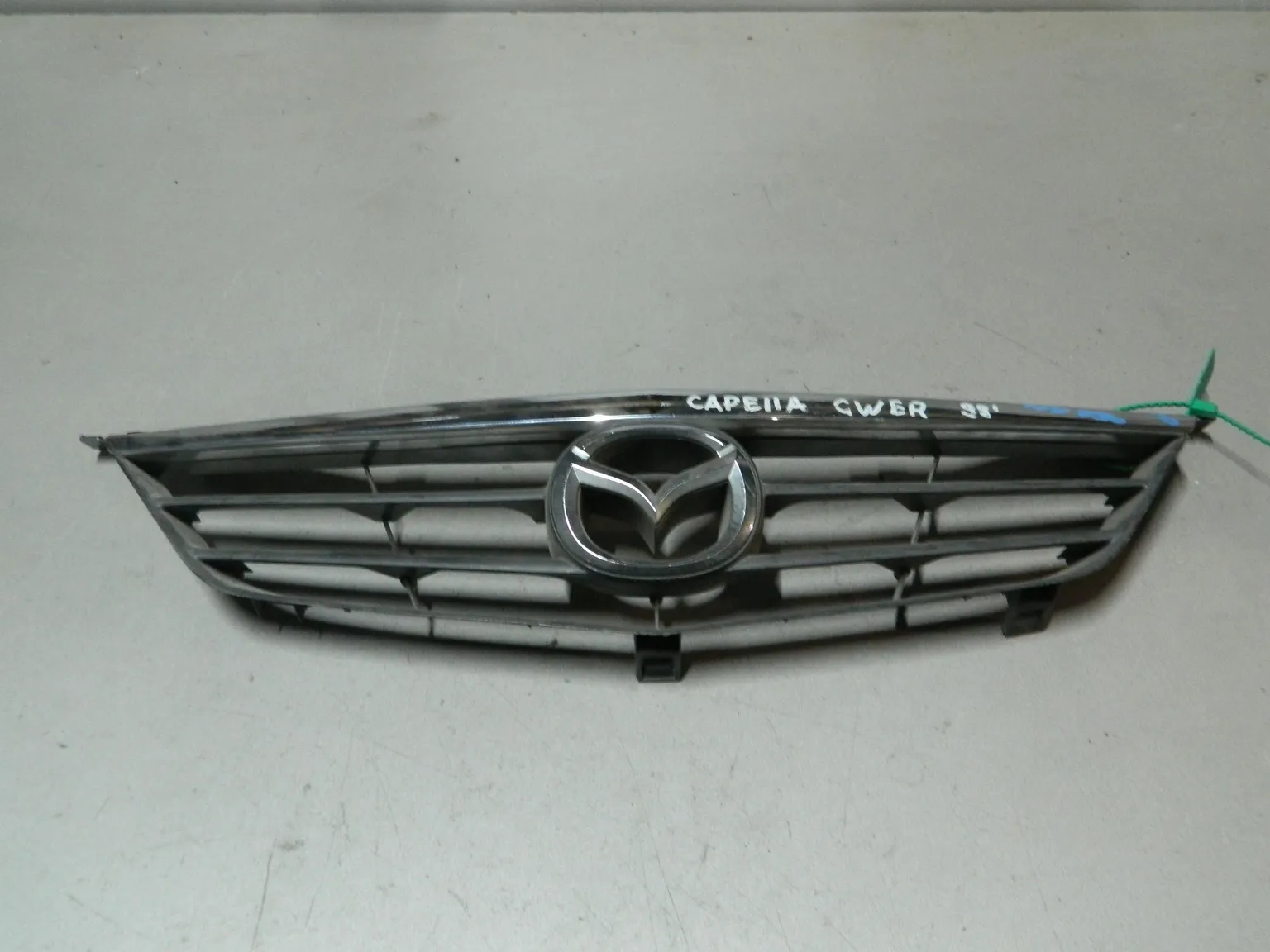 Решетка радиатора MAZDA CAPELLA GWER (Контрактный) 81540889