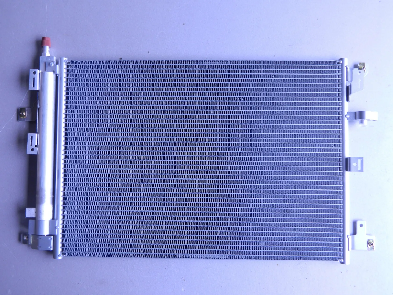 Радиатор кондиционера JORDEN JH07XC9005180 VOLVO XC90 02-14