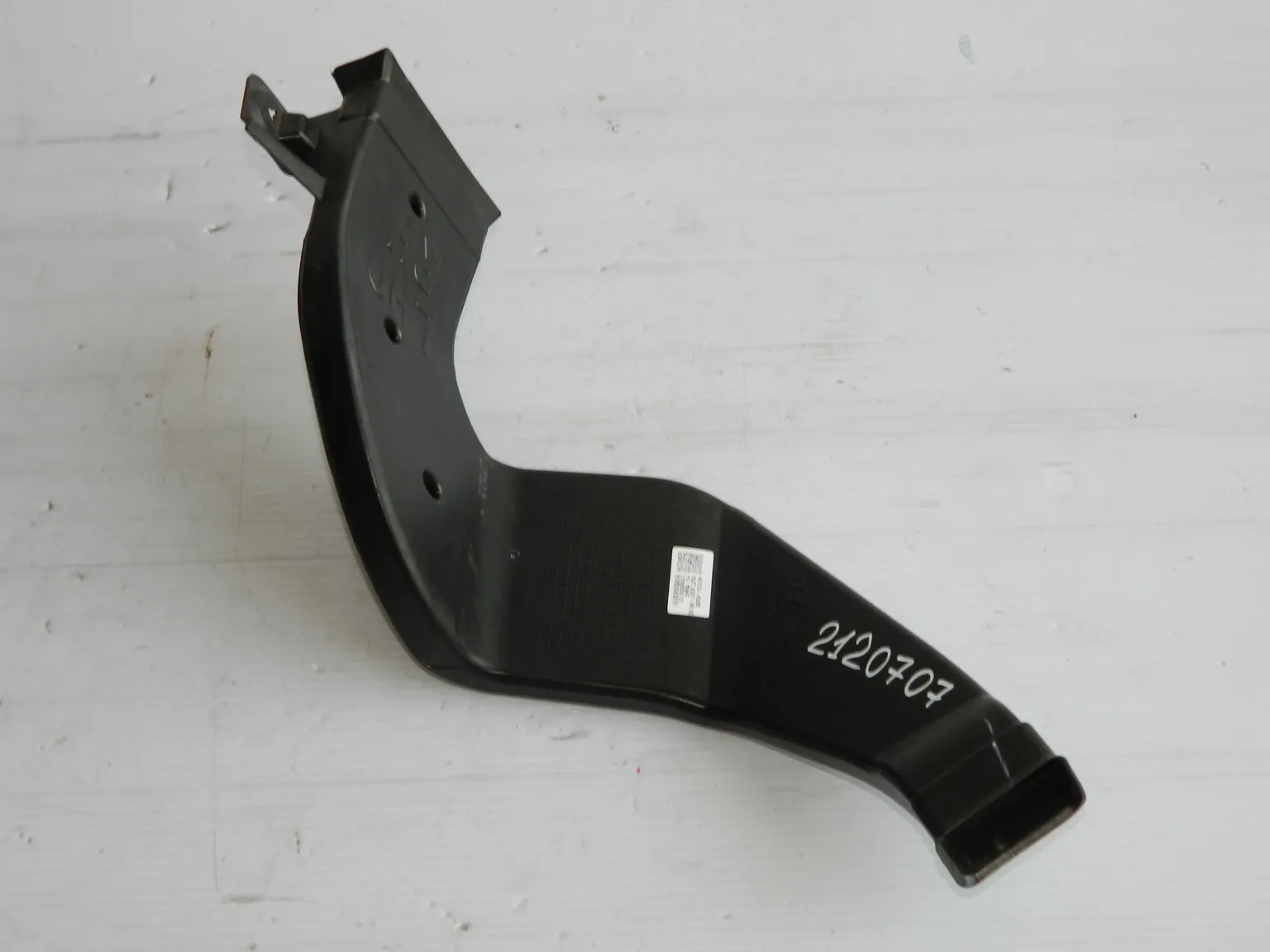 Воздуховод отопителя HYUNDAI SOLARIS HCR Прав (Б/У)