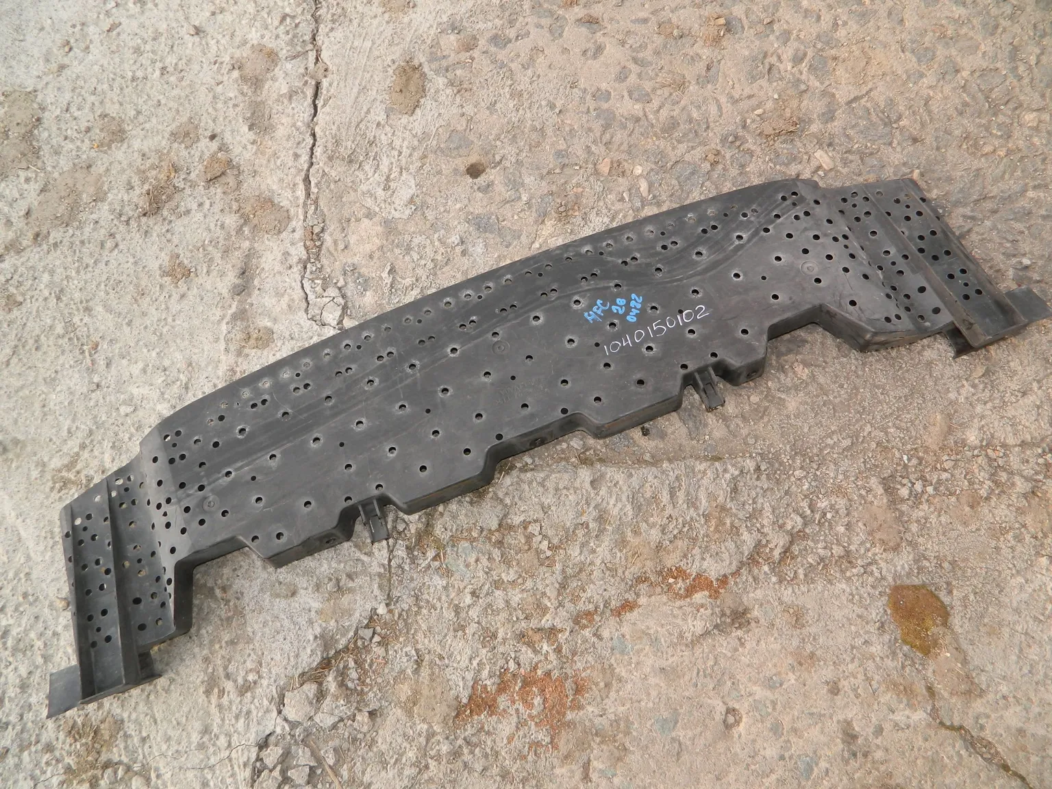 Защита бампера NISSAN SERENA HFC26 Перед (Контрактный) 1040150102