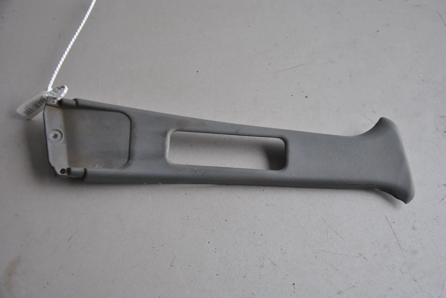 Накладка средней стойки TOYOTA CORONA ST191 Прав (Контрактный) 45990668 6241120290