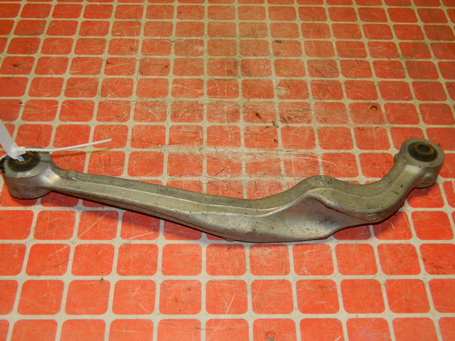 Рычаг подвески NISSAN QASHQAI J10 Зад Прав Верх (Контрактный) 45980862