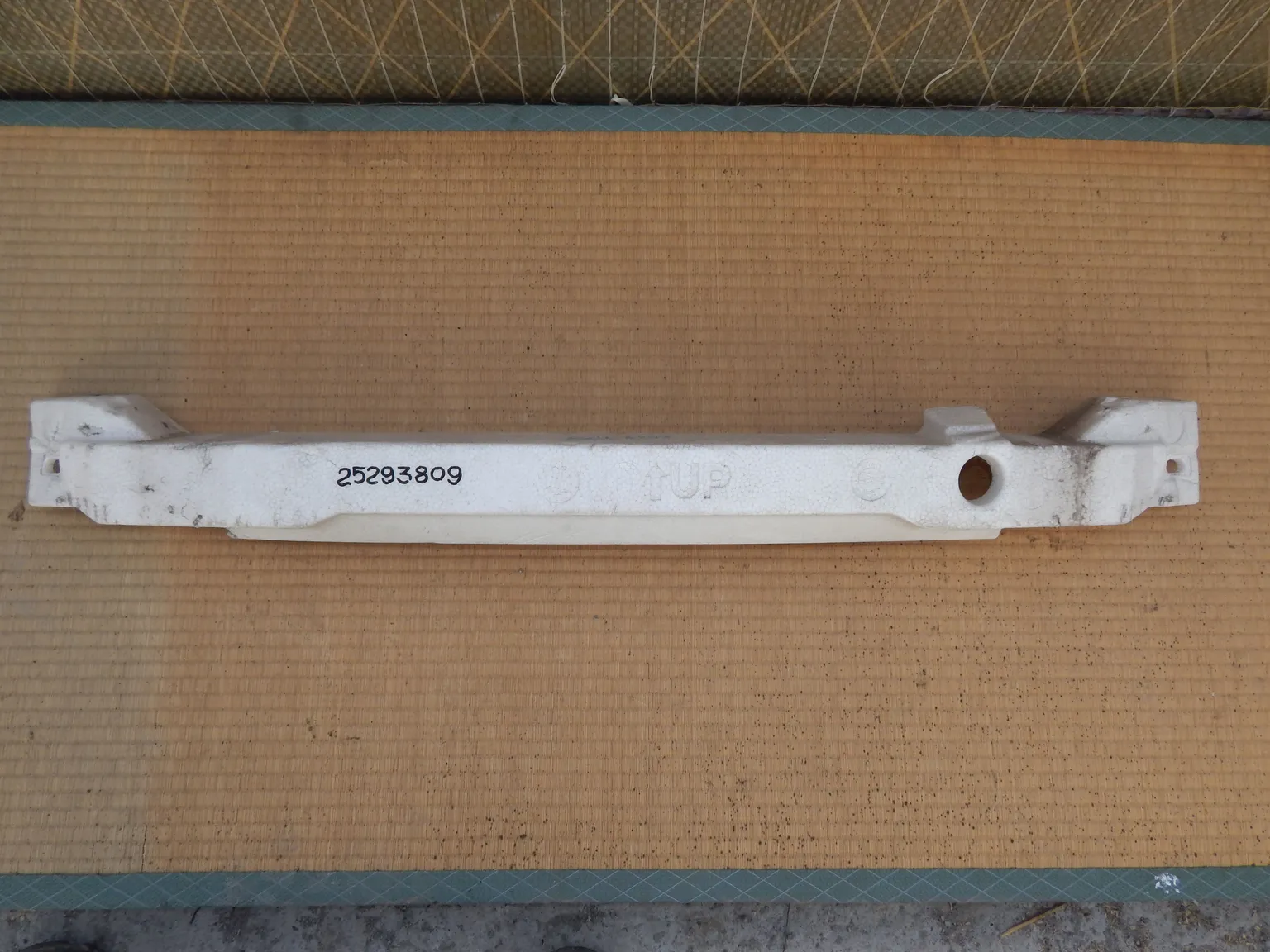 Абсорбер бампера MAZDA MAZDA3 Перед (Контрактный) 25293809