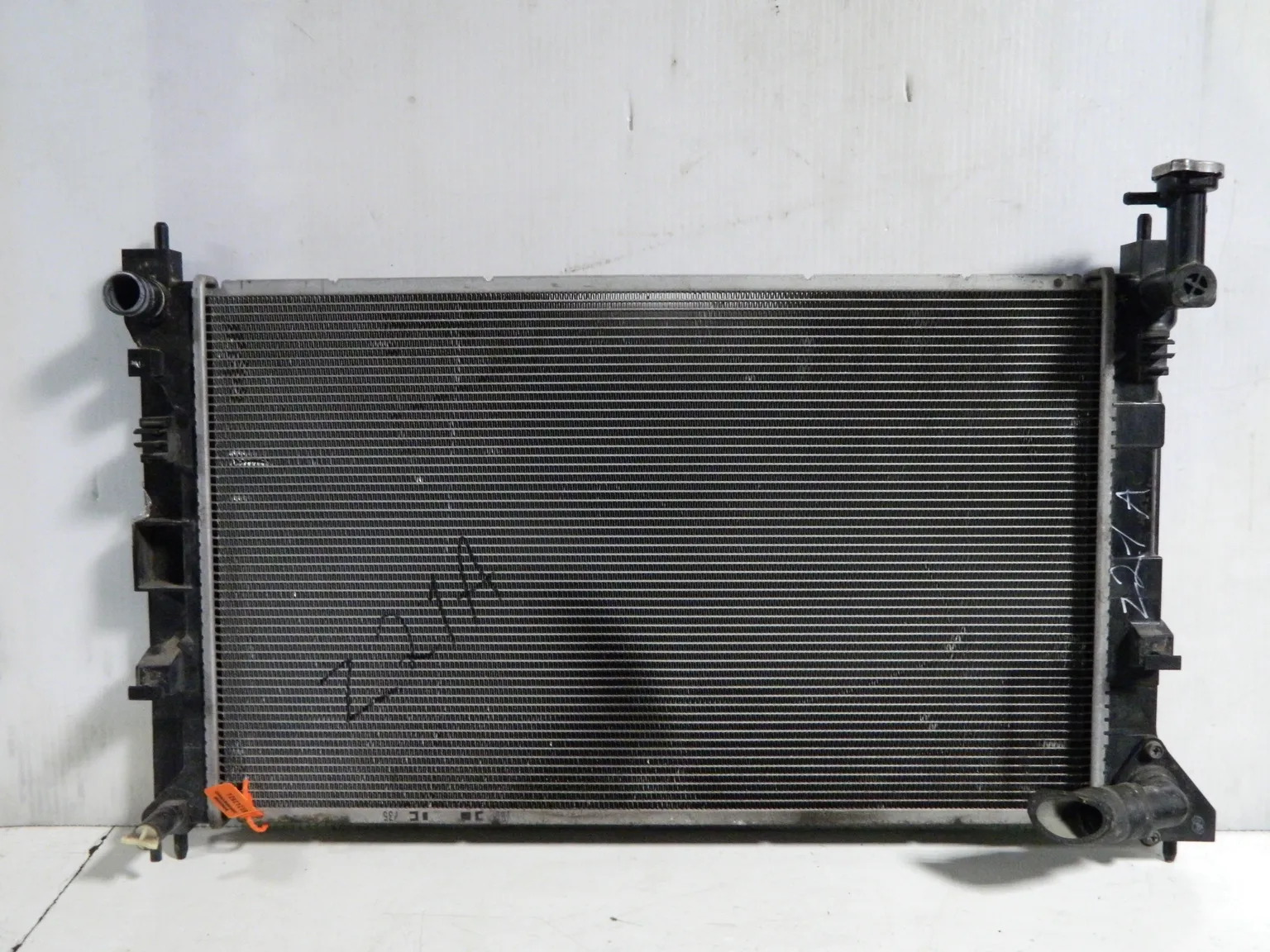 Радиатор ДВС MITSUBISHI COLT Z21A (Контрактный) 65243824