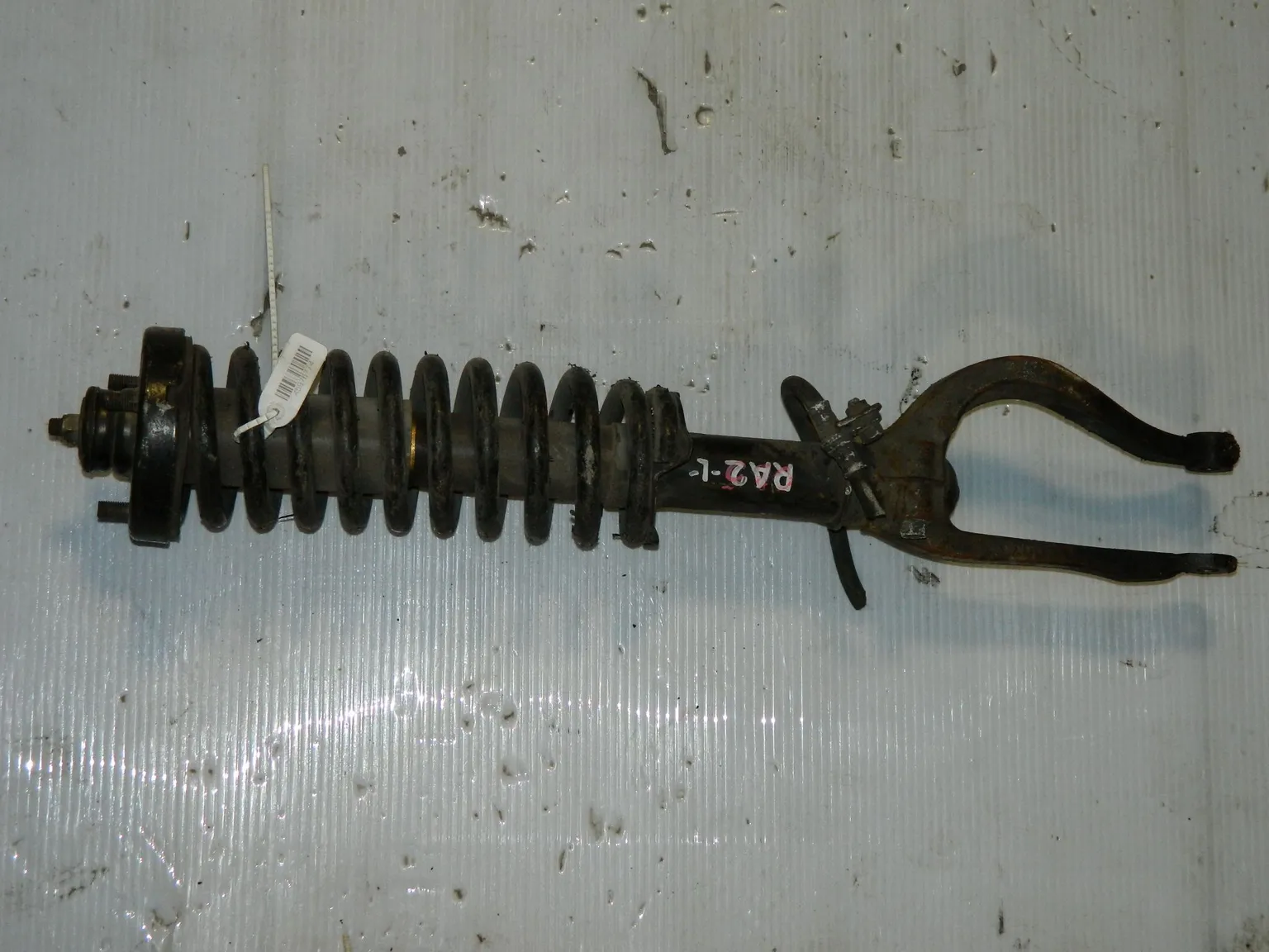 Стойка подвески HONDA ODYSSEY RA2 Перед Лев (Контрактный) 45976774