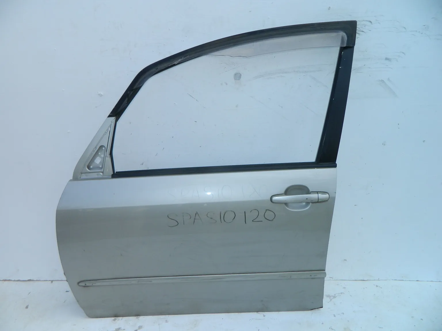 Дверь TOYOTA COROLLA SPACIO NZE120 Перед Лев (Контрактный) 46098012 6700213100