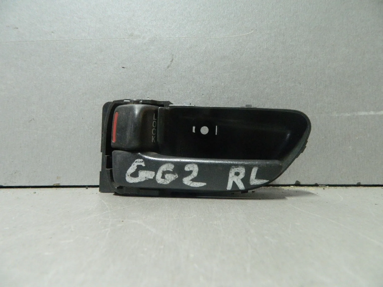 Ручка двери внутренняя SUBARU IMPREZA GG2 Лев (Контрактный) 81539958