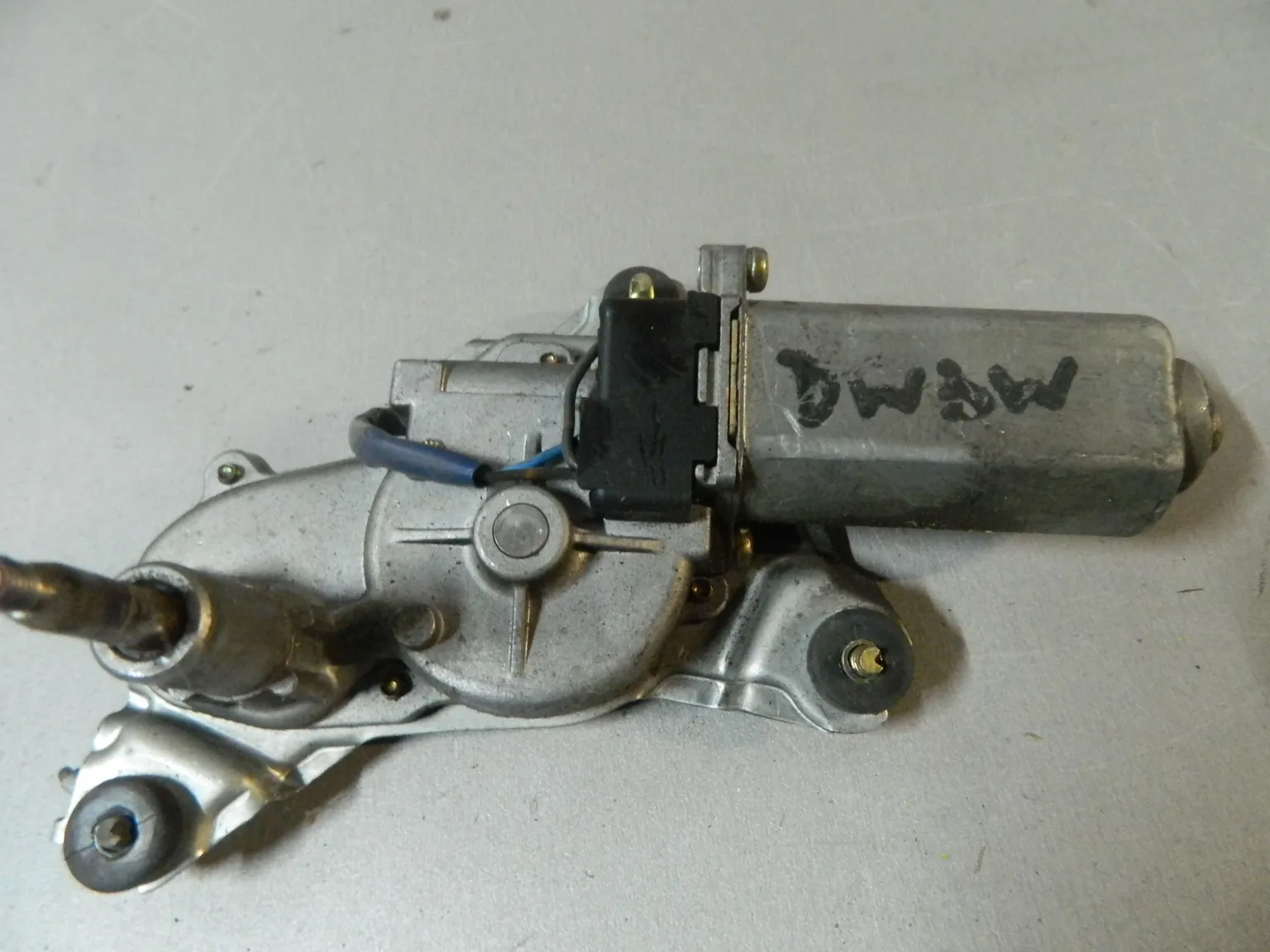 Мотор заднего дворника MAZDA DEMIO DW3W (Контрактный) 81528715