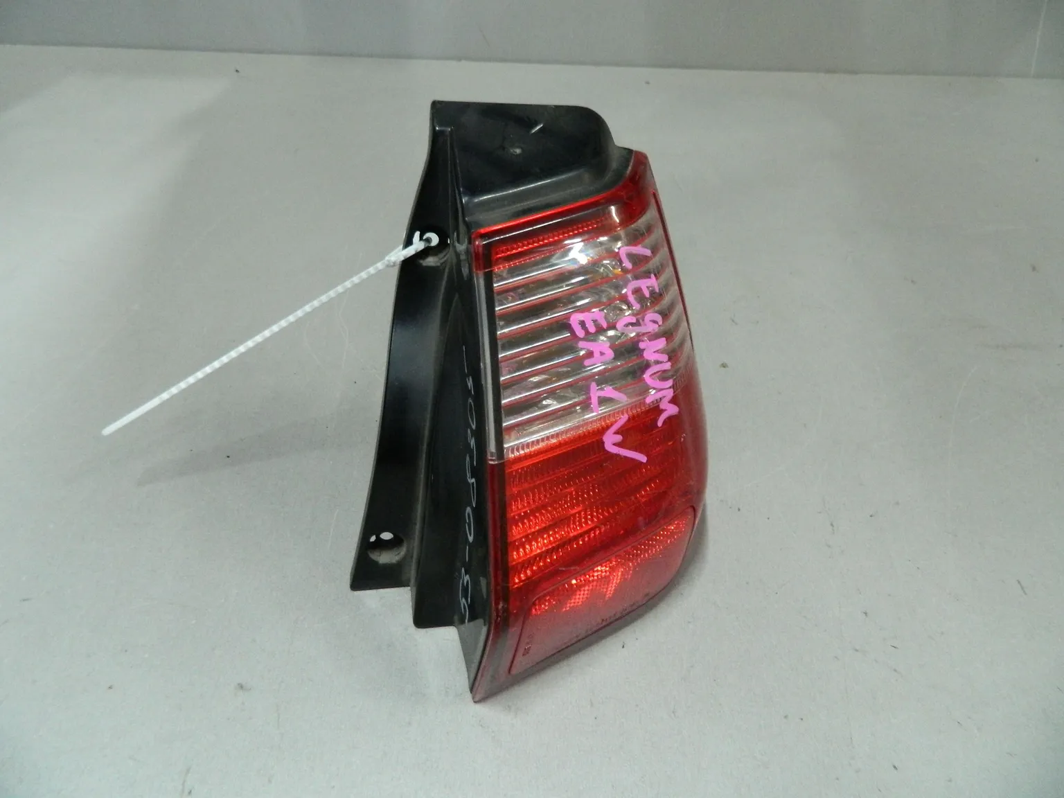 Фонарь MITSUBISHI LEGNUM EA1W Зад Прав (Контрактный) 68000964