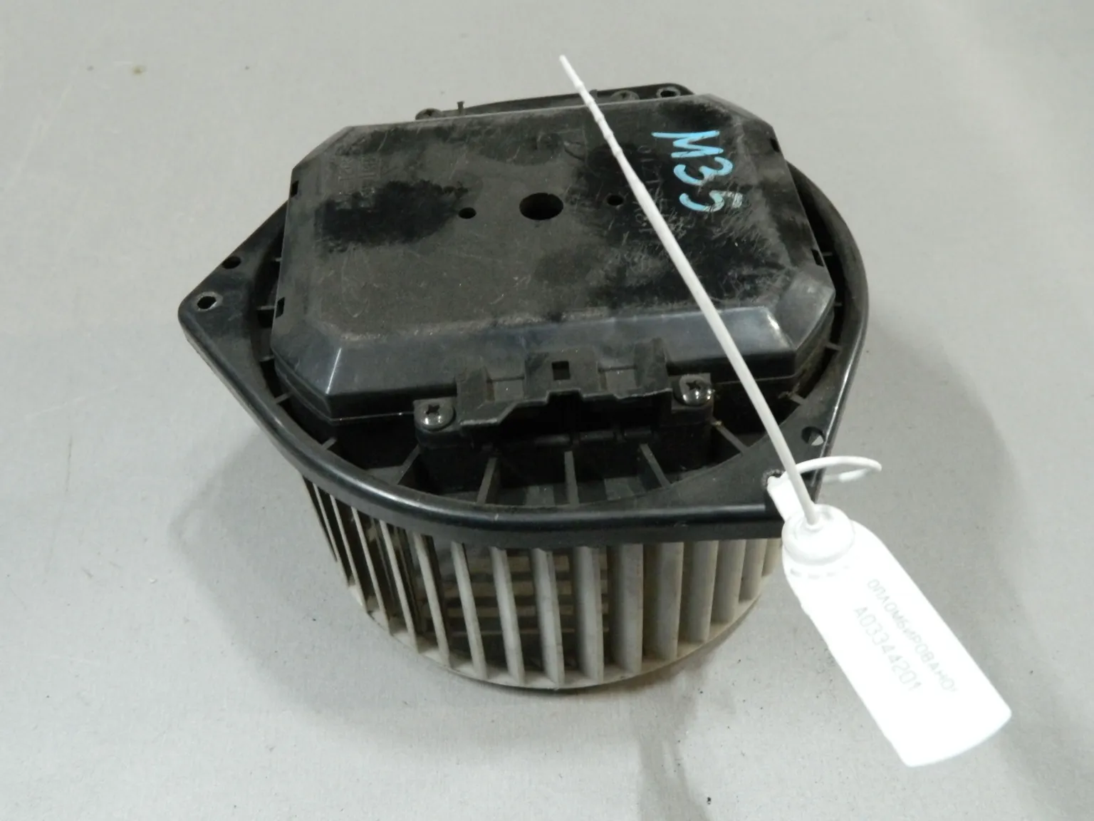 Мотор печки NISSAN STAGEA M35 (Контрактный) 03344201