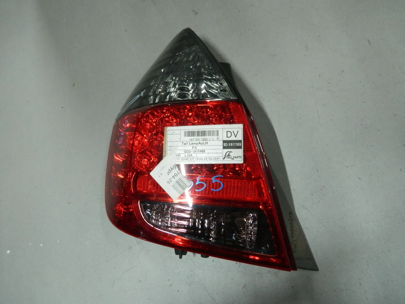Фонарь HONDA FIT GD1 Зад Лев 4995 (Контрактный) 68000832