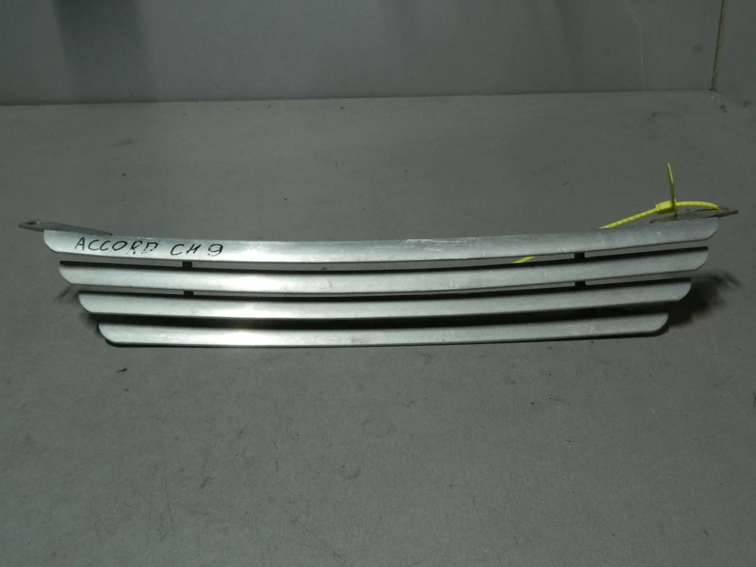 Решетка радиатора HONDA ACCORD CH9 (Контрактный) 79773038