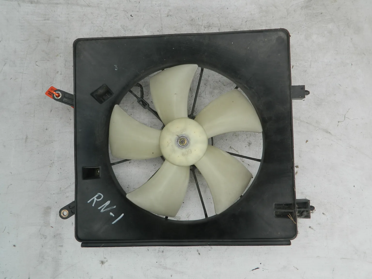 Диффузор радиатора HONDA STREAM RN1 (Контрактный) 72355038