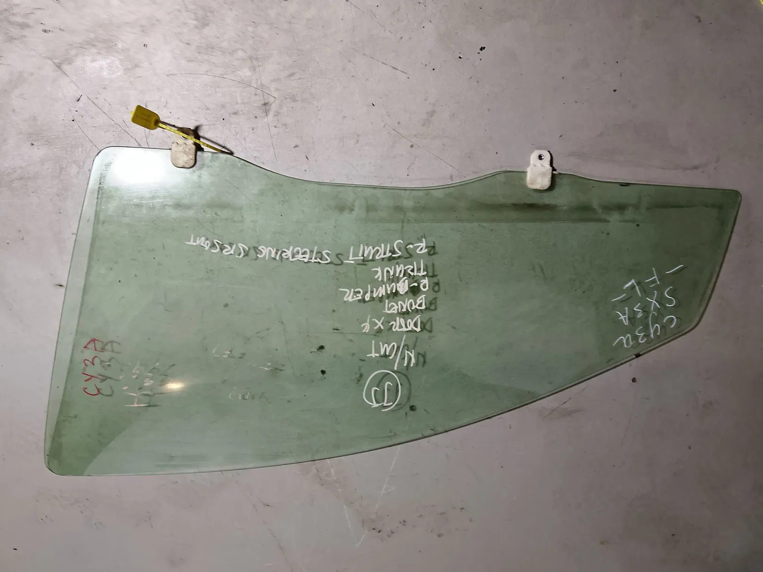 Стекло двери MITSUBISHI LANCER X Перед Лев (Контрактный) 94603049