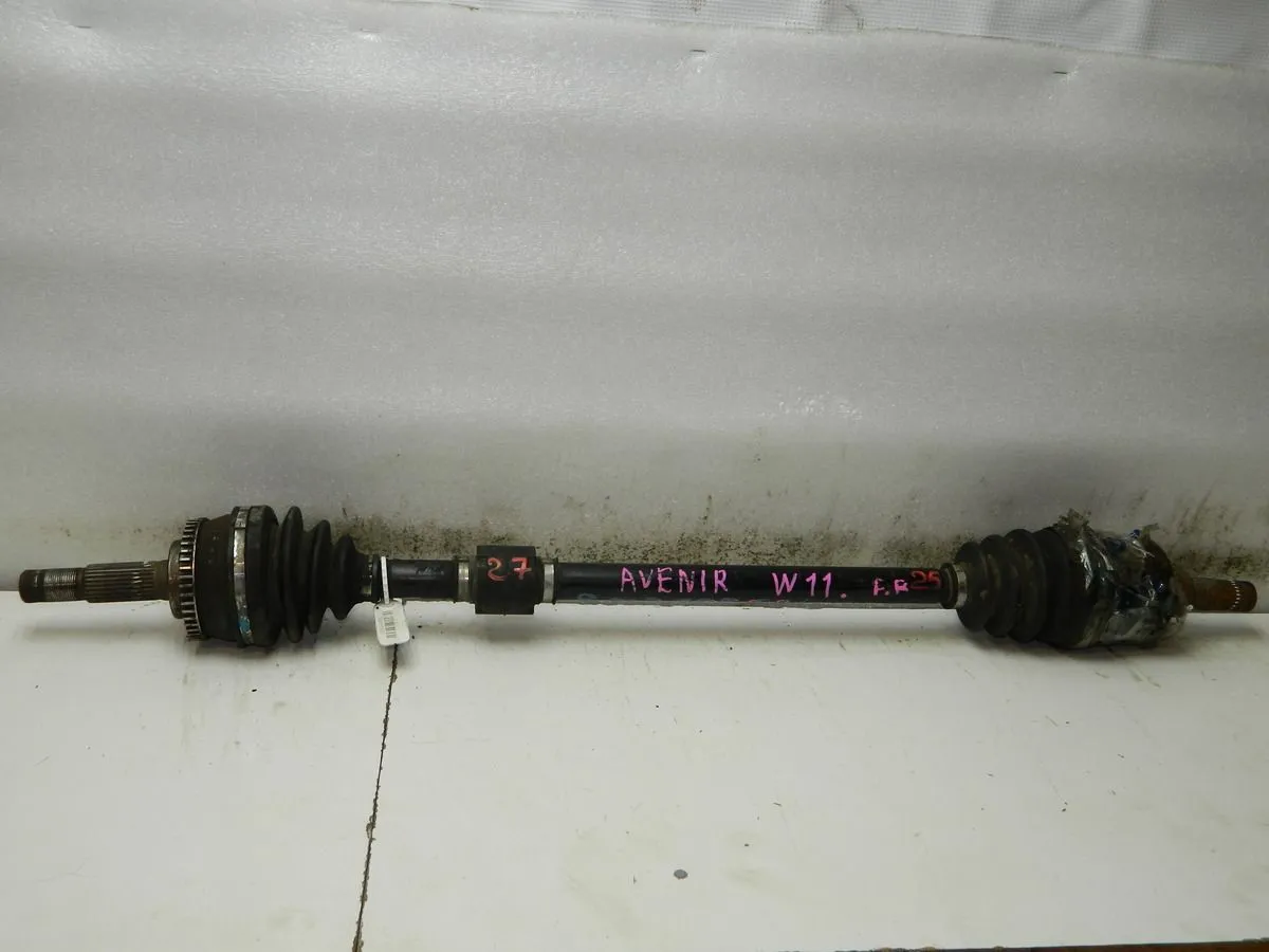 Привод NISSAN AVENIR W11 QR20DE Перед Прав (Контрактный) 35015393