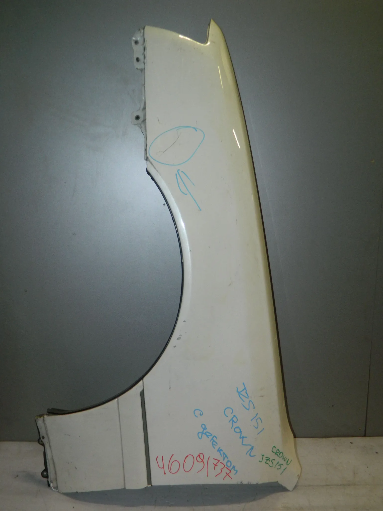 Крыло TOYOTA CROWN JZS151 Перед Лев (Контрактный) 46091737