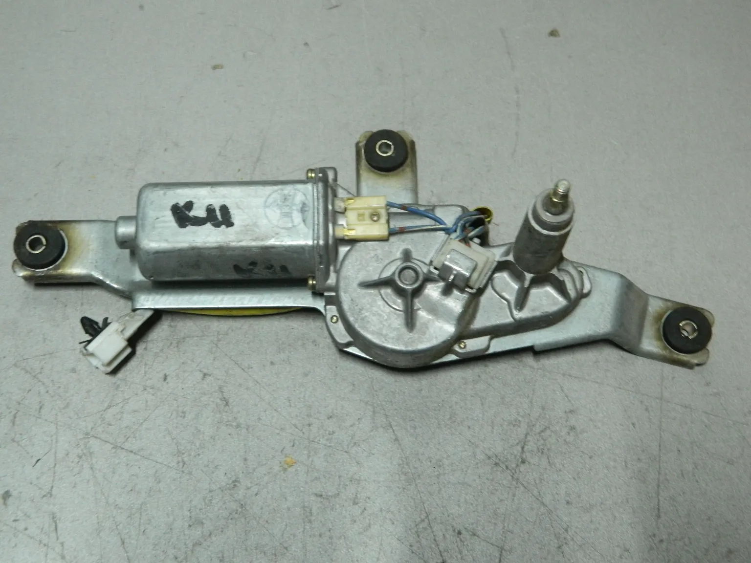 Мотор заднего дворника NISSAN MARCH K11 (Контрактный) 81528748