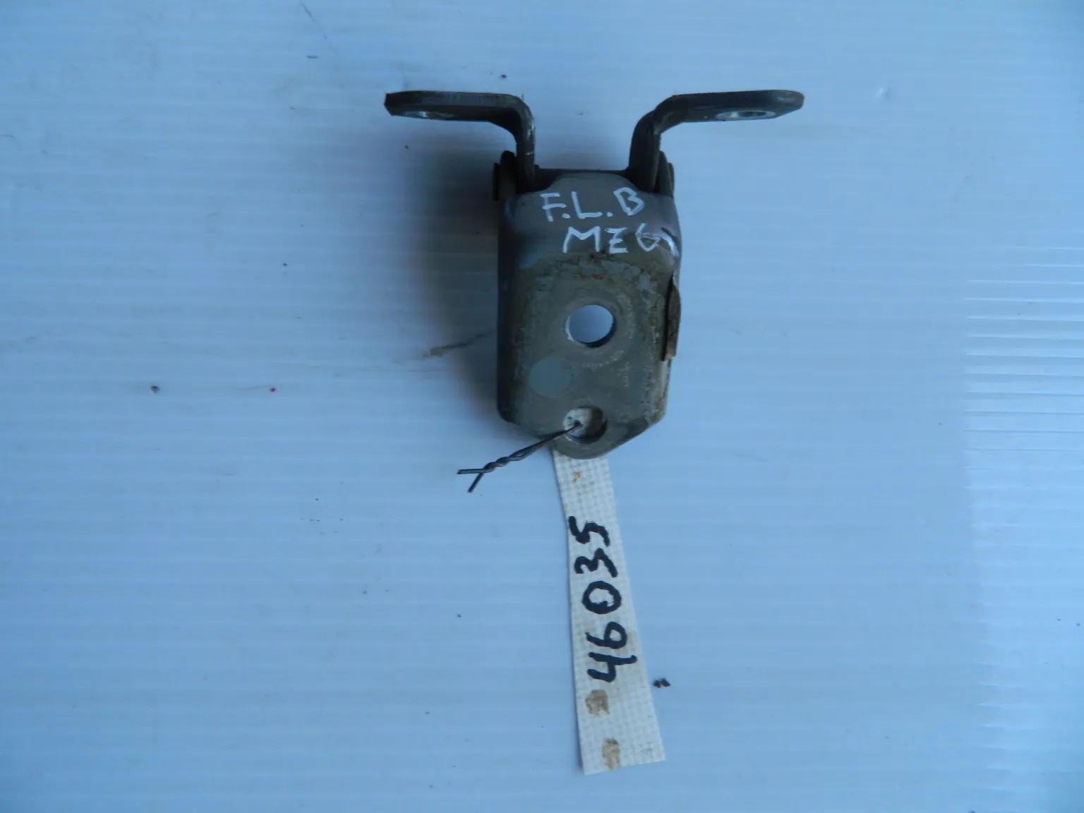 Петля двери MAZDA 6 GG Перед Лев Верх (Б/У)