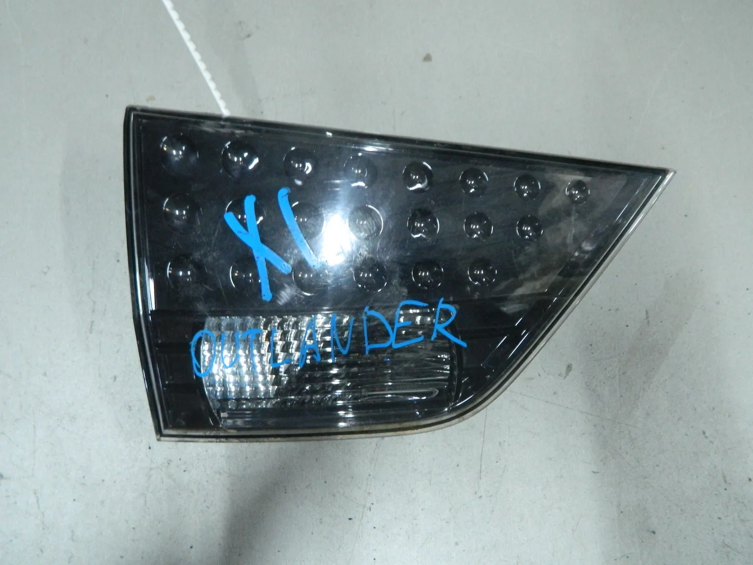Фонарь MITSUBISHI OUTLANDER CW5W Зад Лев (Контрактный) 68000306