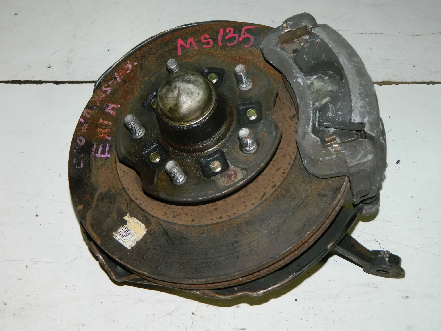 Ступица TOYOTA CROWN MS135 Перед Лев (Контрактный) 40940834