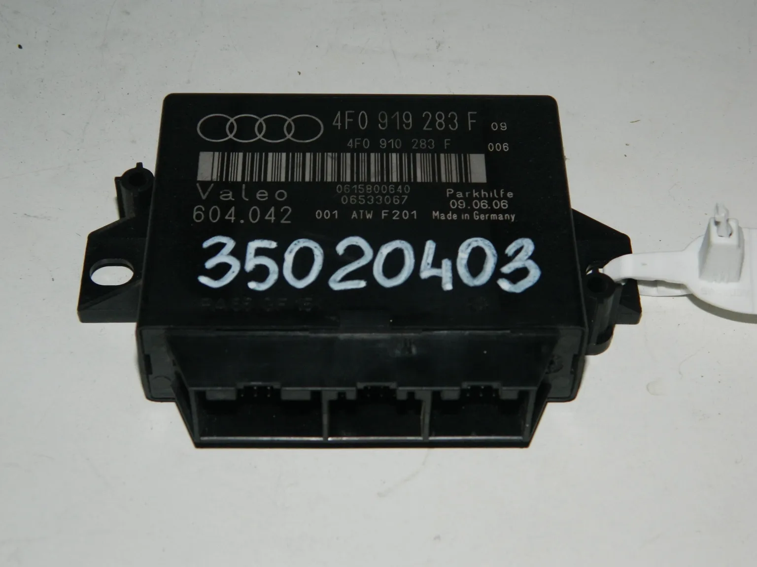 Блок управления парктроником AUDI Q7 4L BAR (Б/У) 35020403