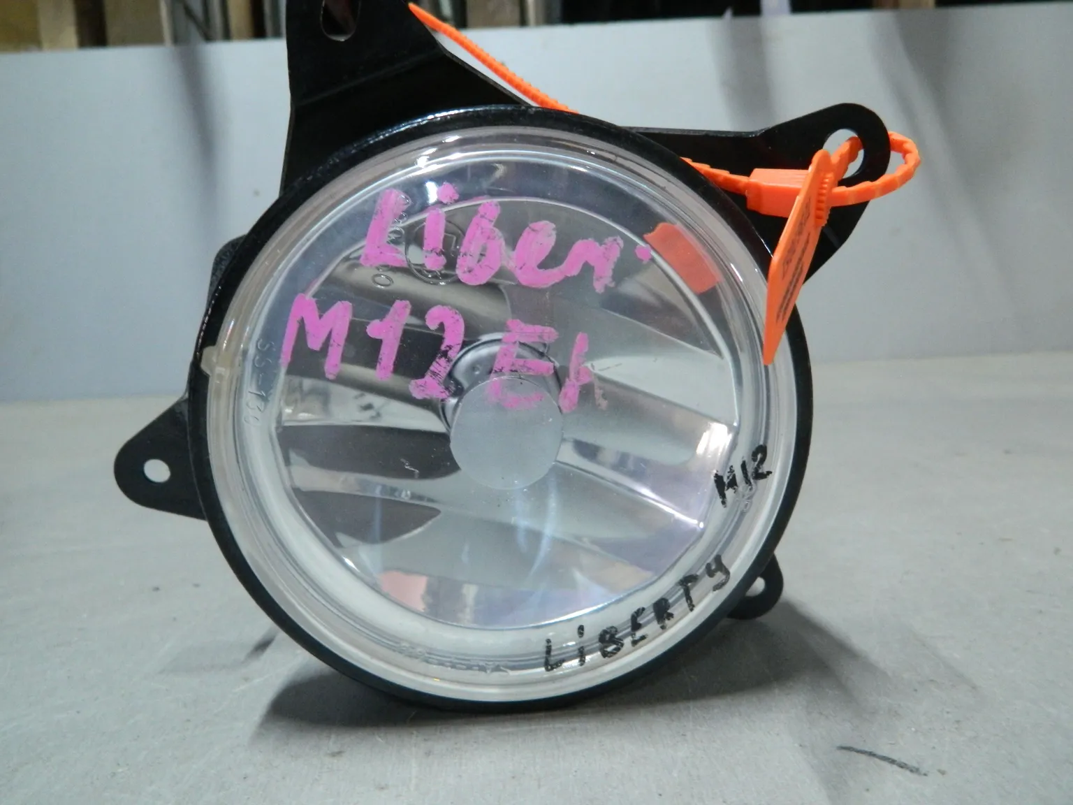 Фара противотуманная NISSAN SERENA C24 Перед (Контрактный) 72367051