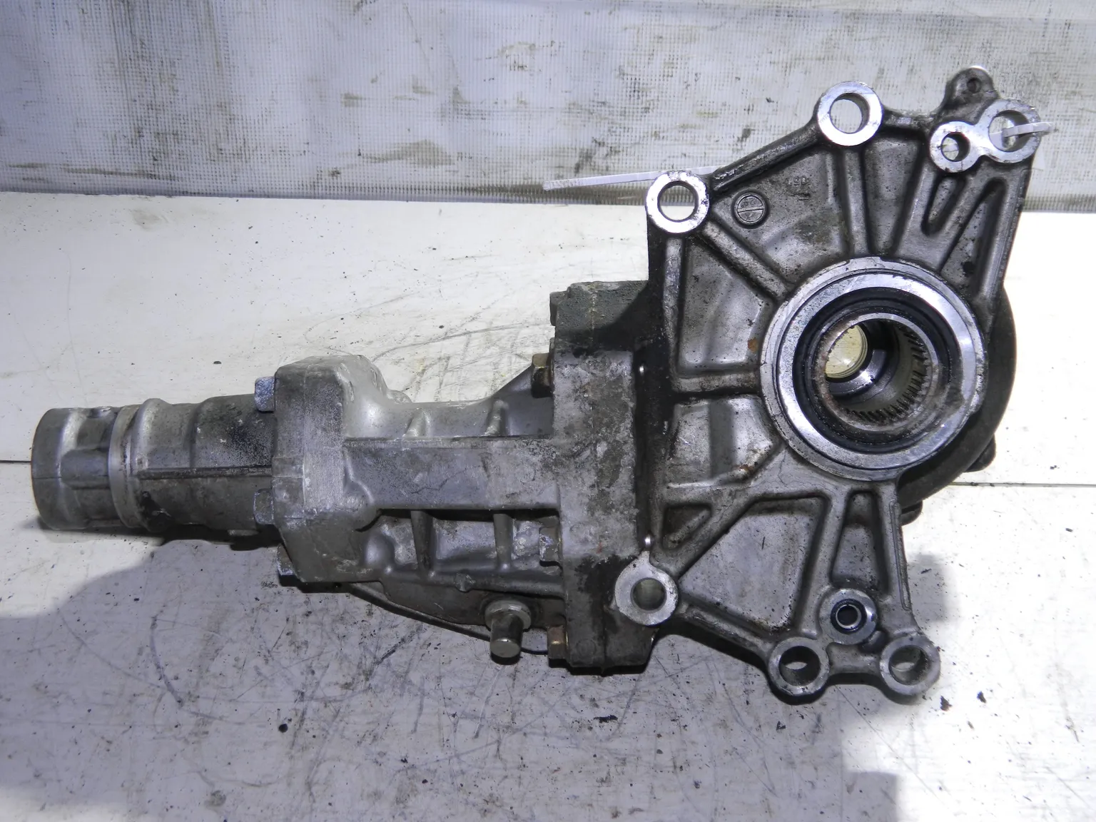 Раздаточная коробка MITSUBISHI LANCER CS5W (Контрактный) 69586041