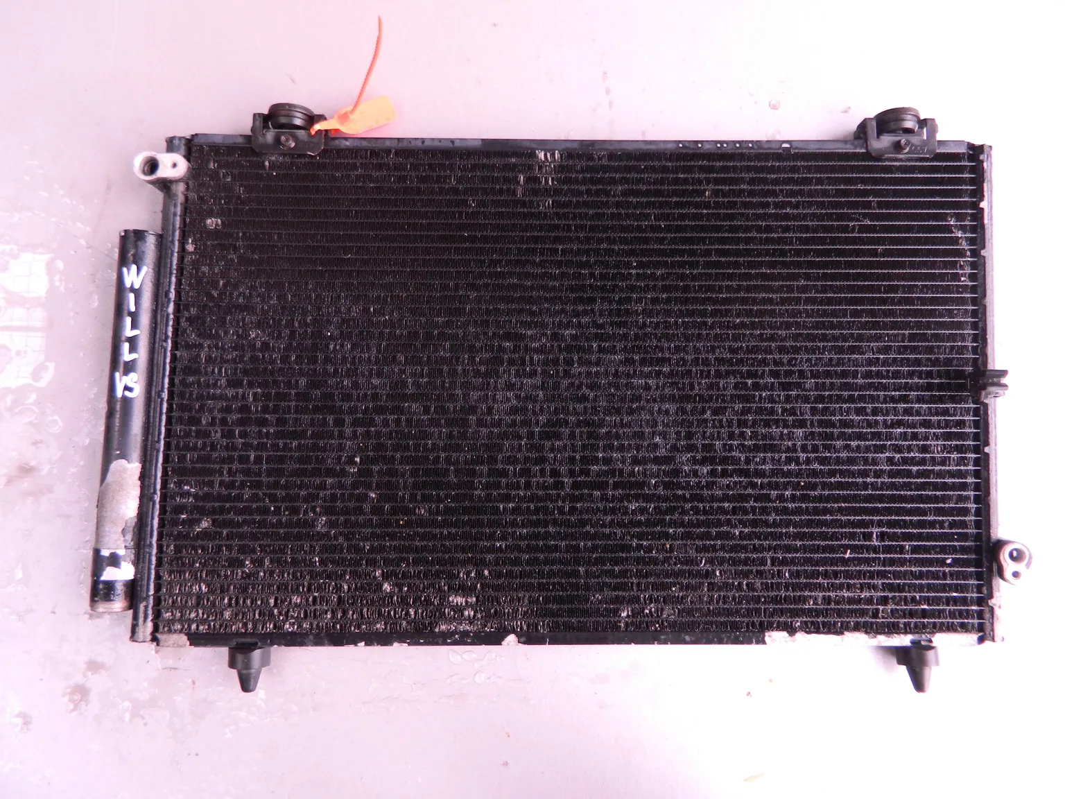 Радиатор кондиционера TOYOTA WILL VS NZE127 (Контрактный) 72367700