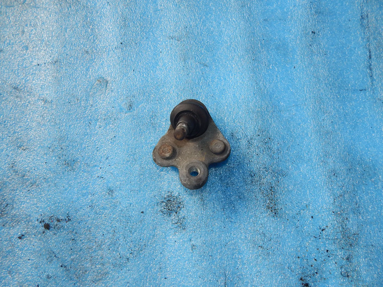 Опора шаровая HONDA CIVIC FD1 Лев ( Контрактный) 108188606