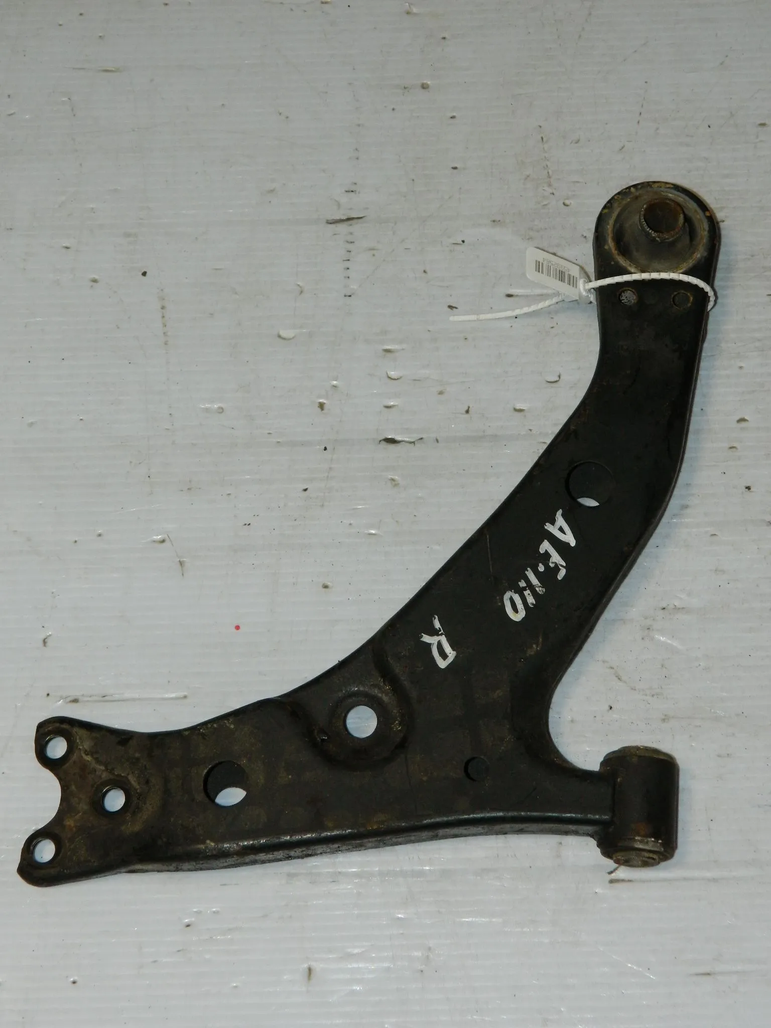 Рычаг подвески TOYOTA COROLLA AE110 Перед Прав (Контрактный) 45992564