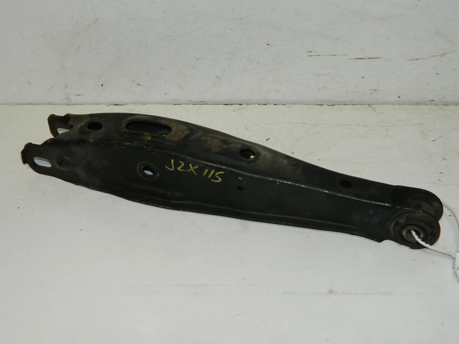 Рычаг подвески TOYOTA MARK II JZX115 Зад (Контрактный)