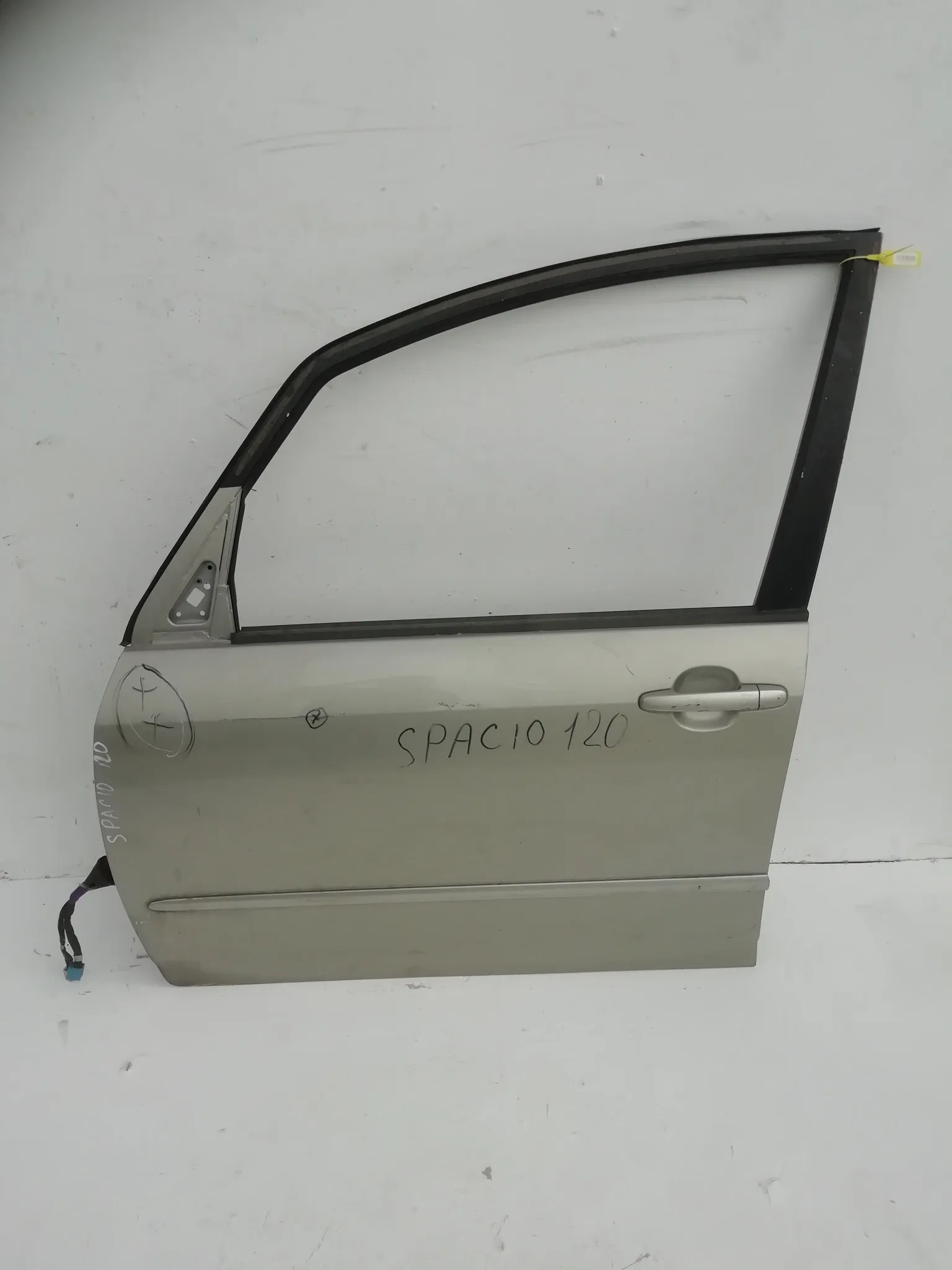 Дверь TOYOTA COROLLA SPACIO NZE120 Перед Лев (Контрактный) 40951987