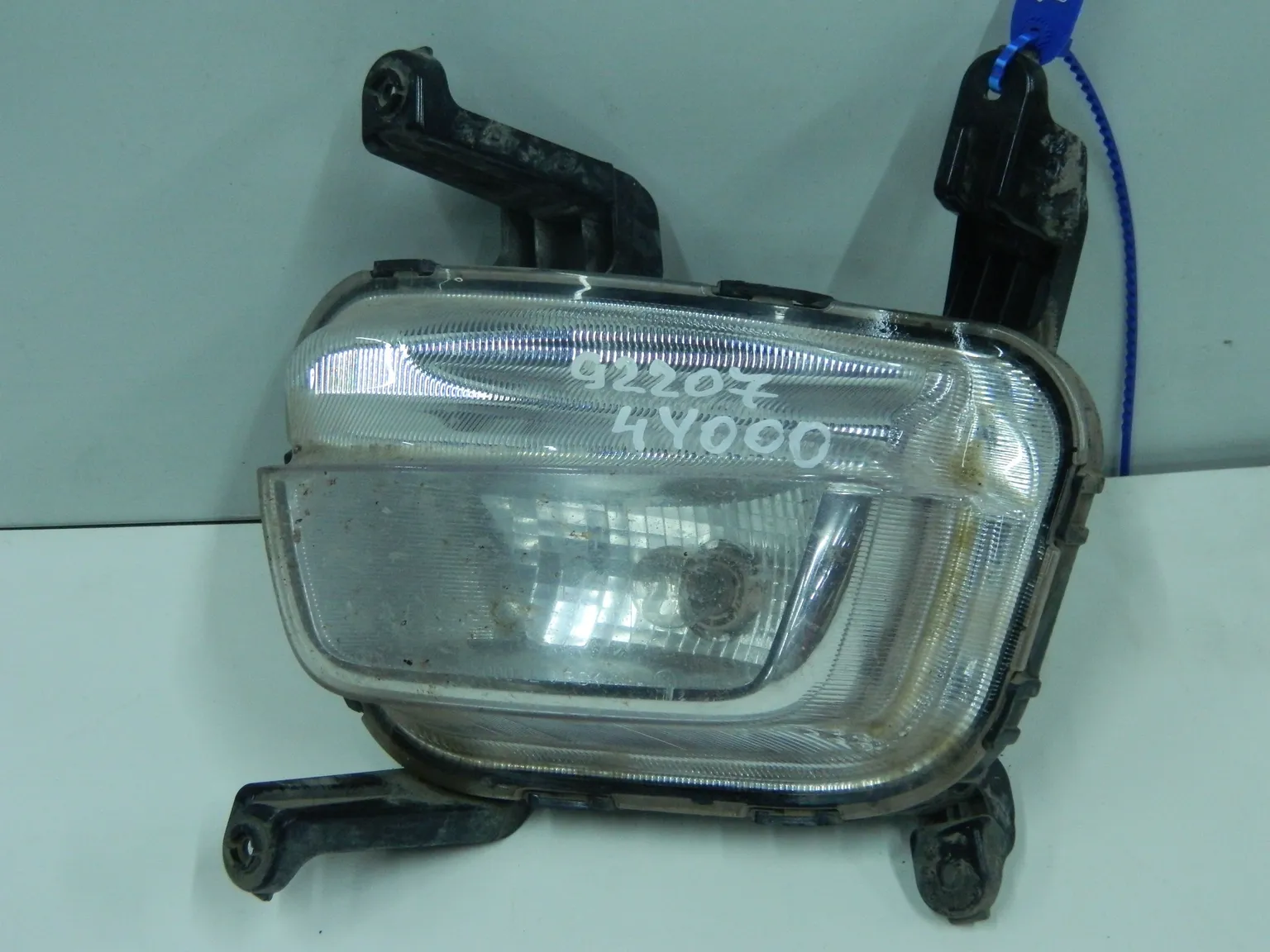 Фара противотуманная KIA RIO QB Перед Лев (Б/У) 69838858